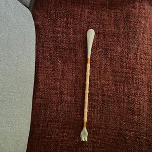 Vintage backscratcher and shoehorn